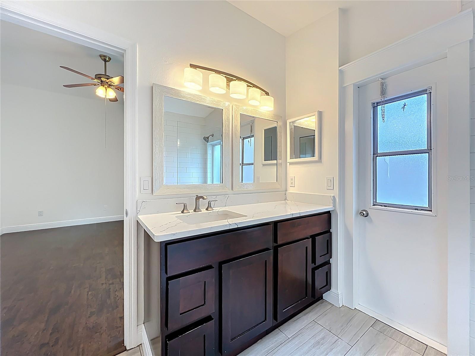 DEER RUN UNIT 17 - Residential