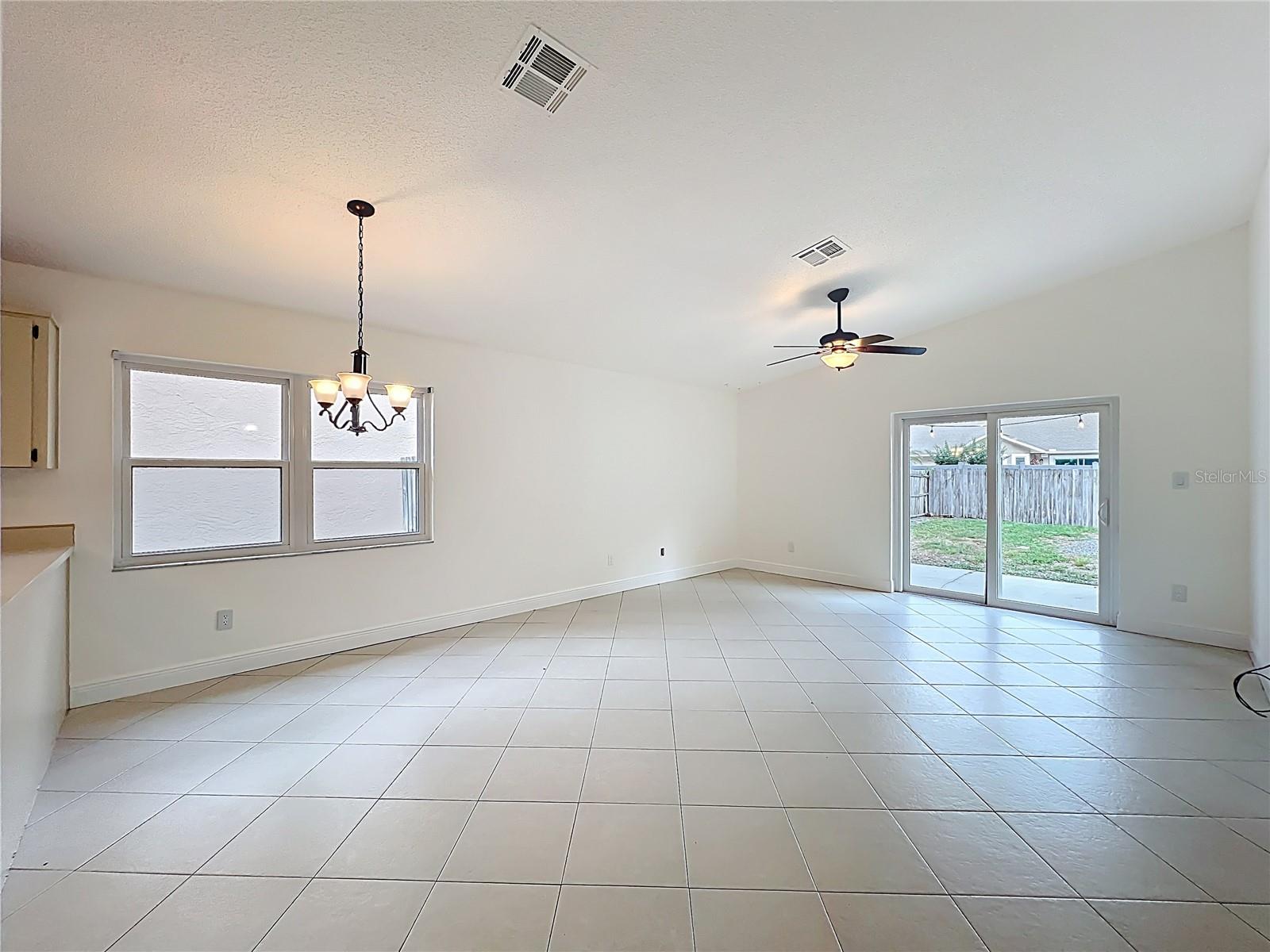 DEER RUN UNIT 17 - Residential