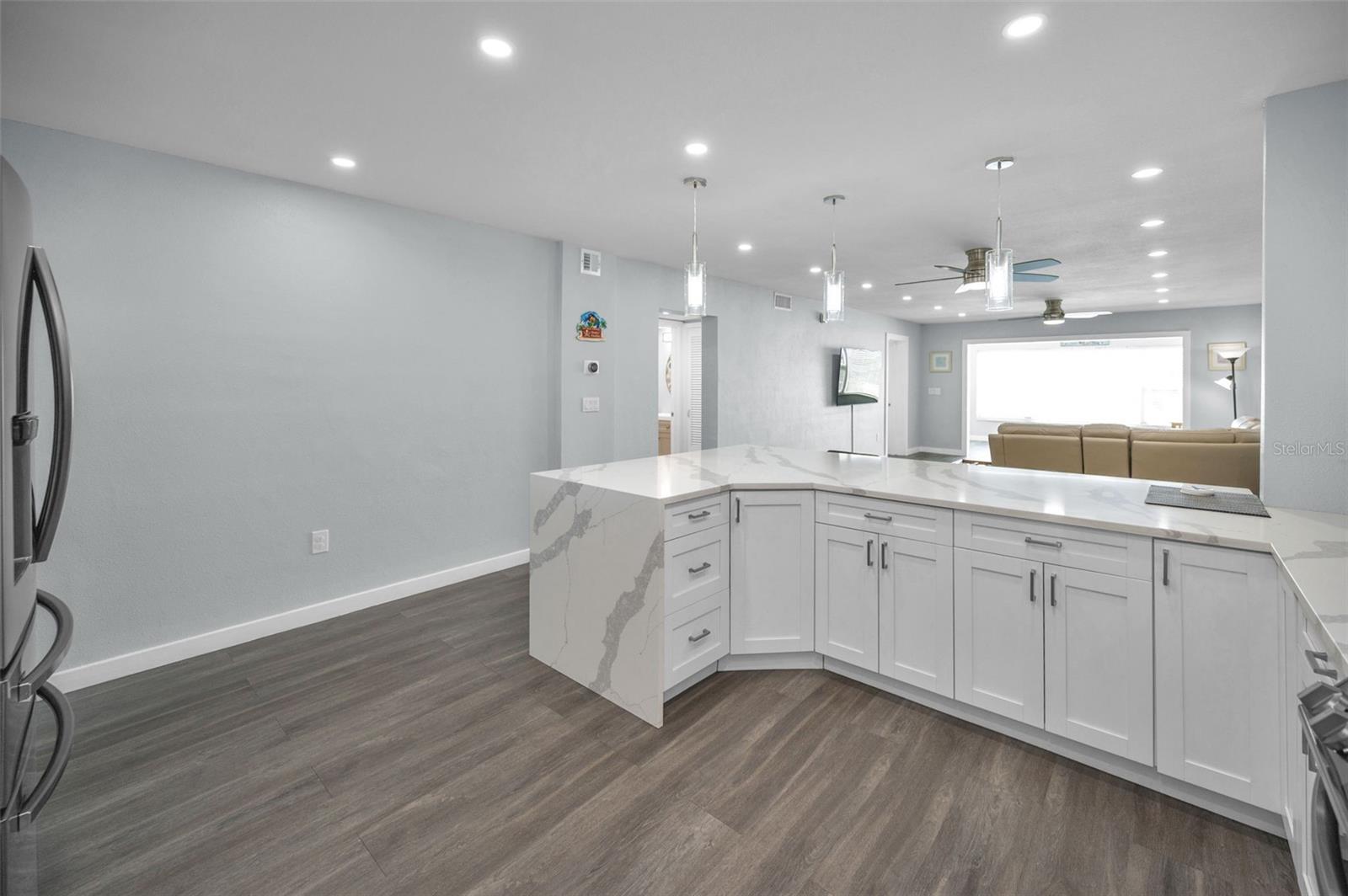 SYLVETTE CONDO - Residential Lease