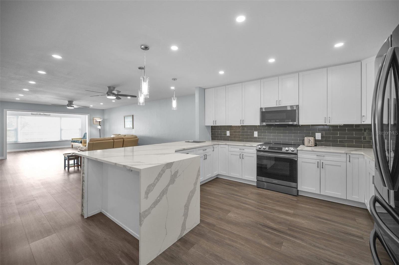 SYLVETTE CONDO - Residential Lease