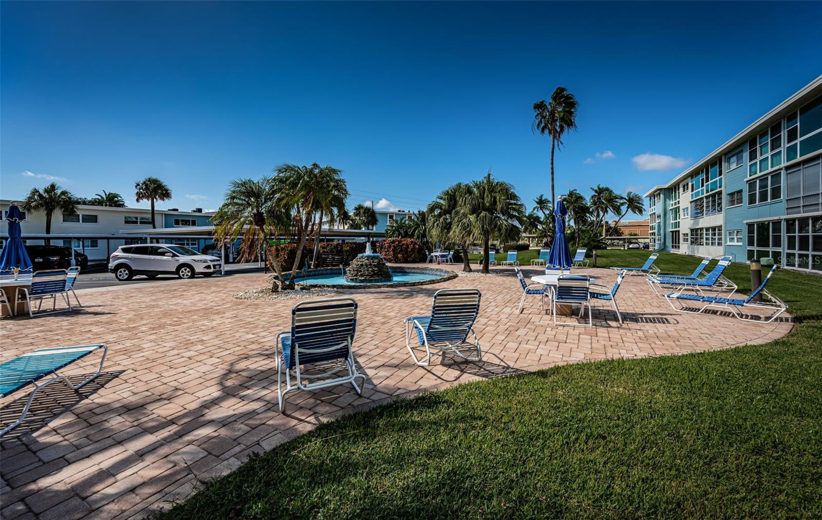 SYLVETTE CONDO - Residential Lease