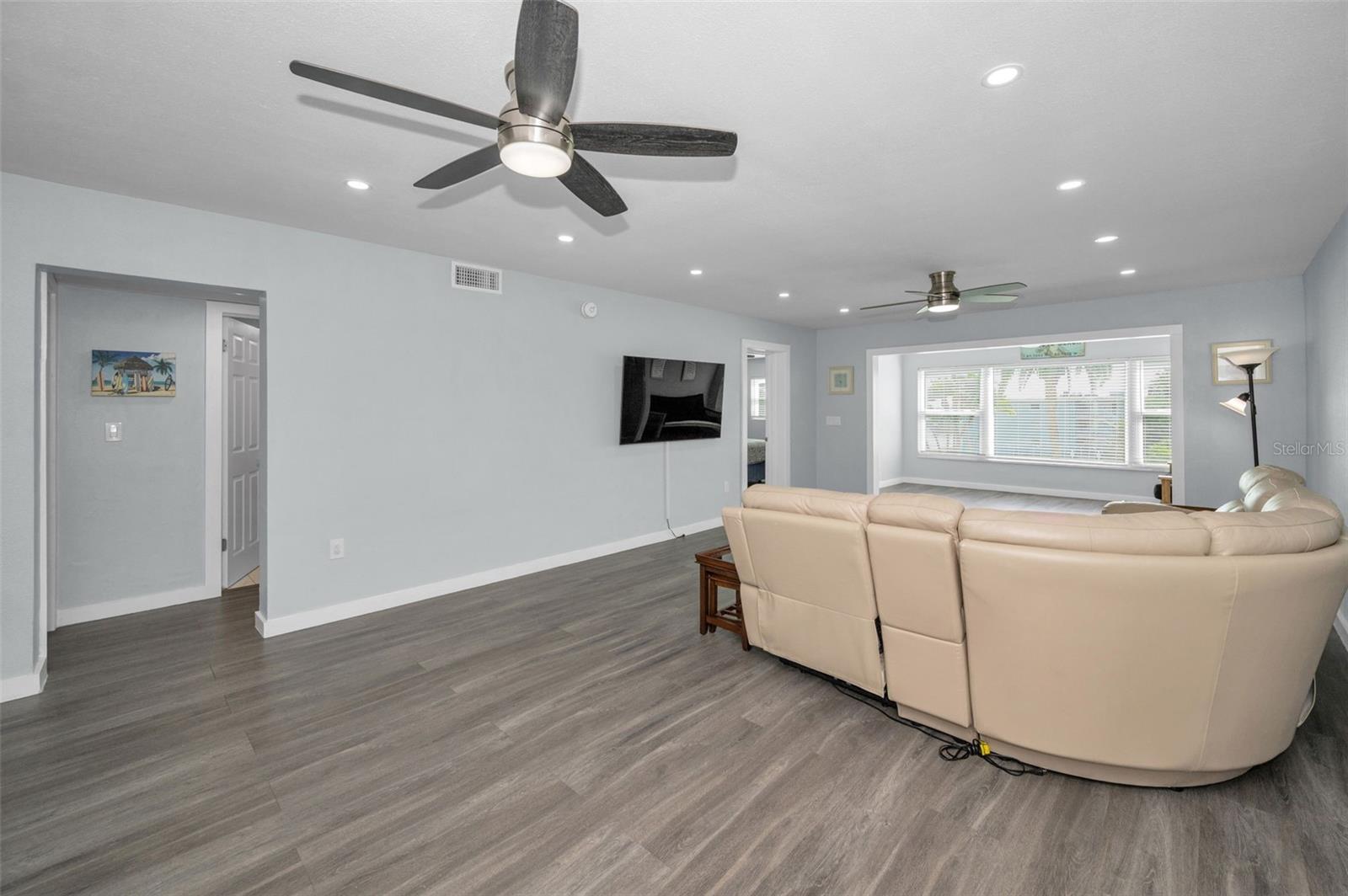 SYLVETTE CONDO - Residential Lease