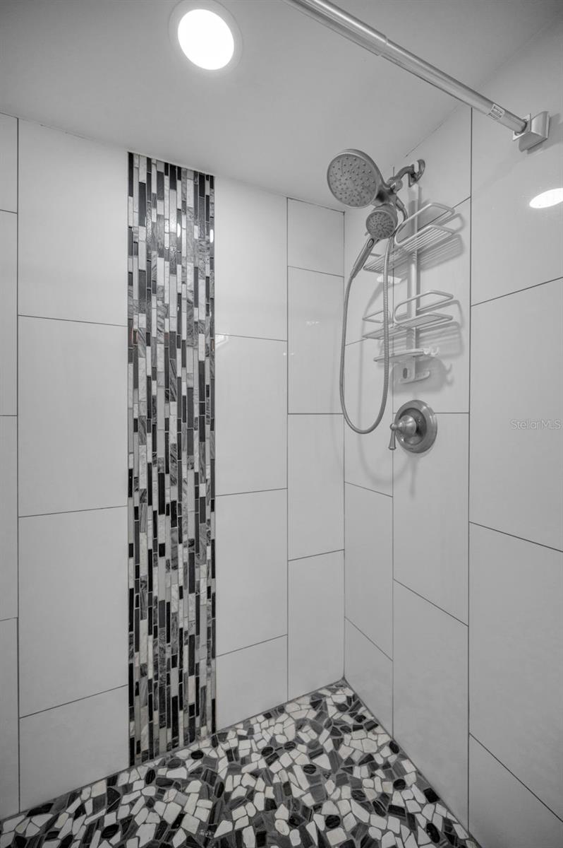 SYLVETTE CONDO - Residential Lease