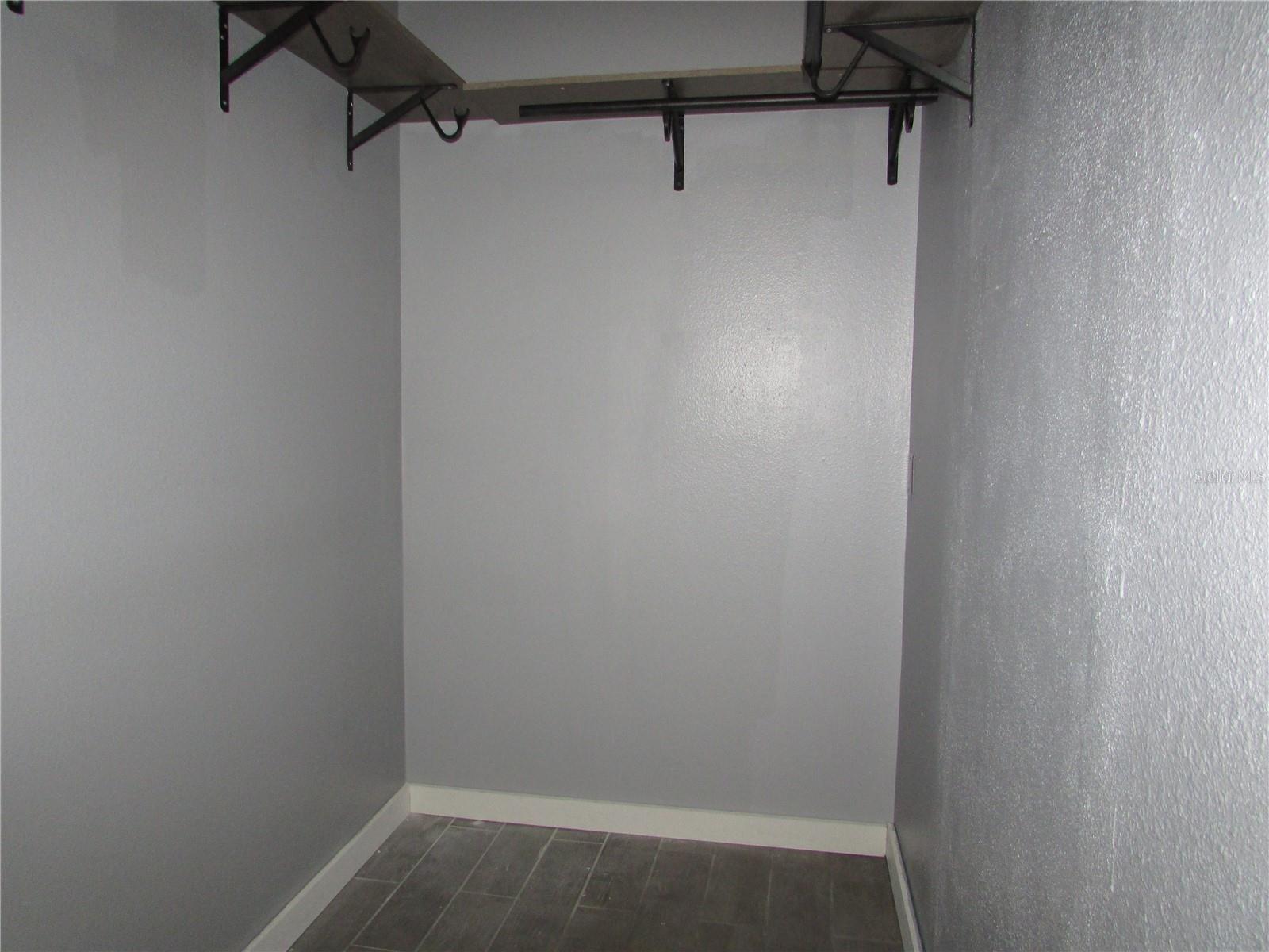 HAMPTON PARK TWNHMS UN 1 - Residential Lease