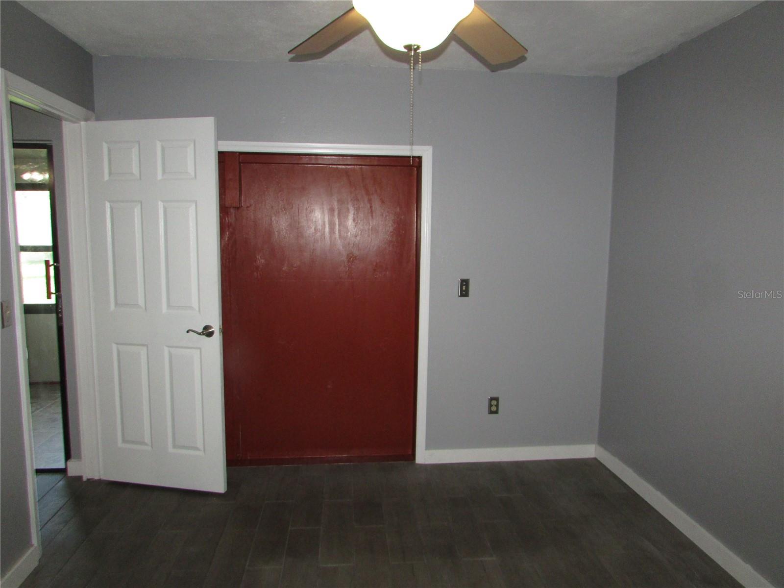 HAMPTON PARK TWNHMS UN 1 - Residential Lease