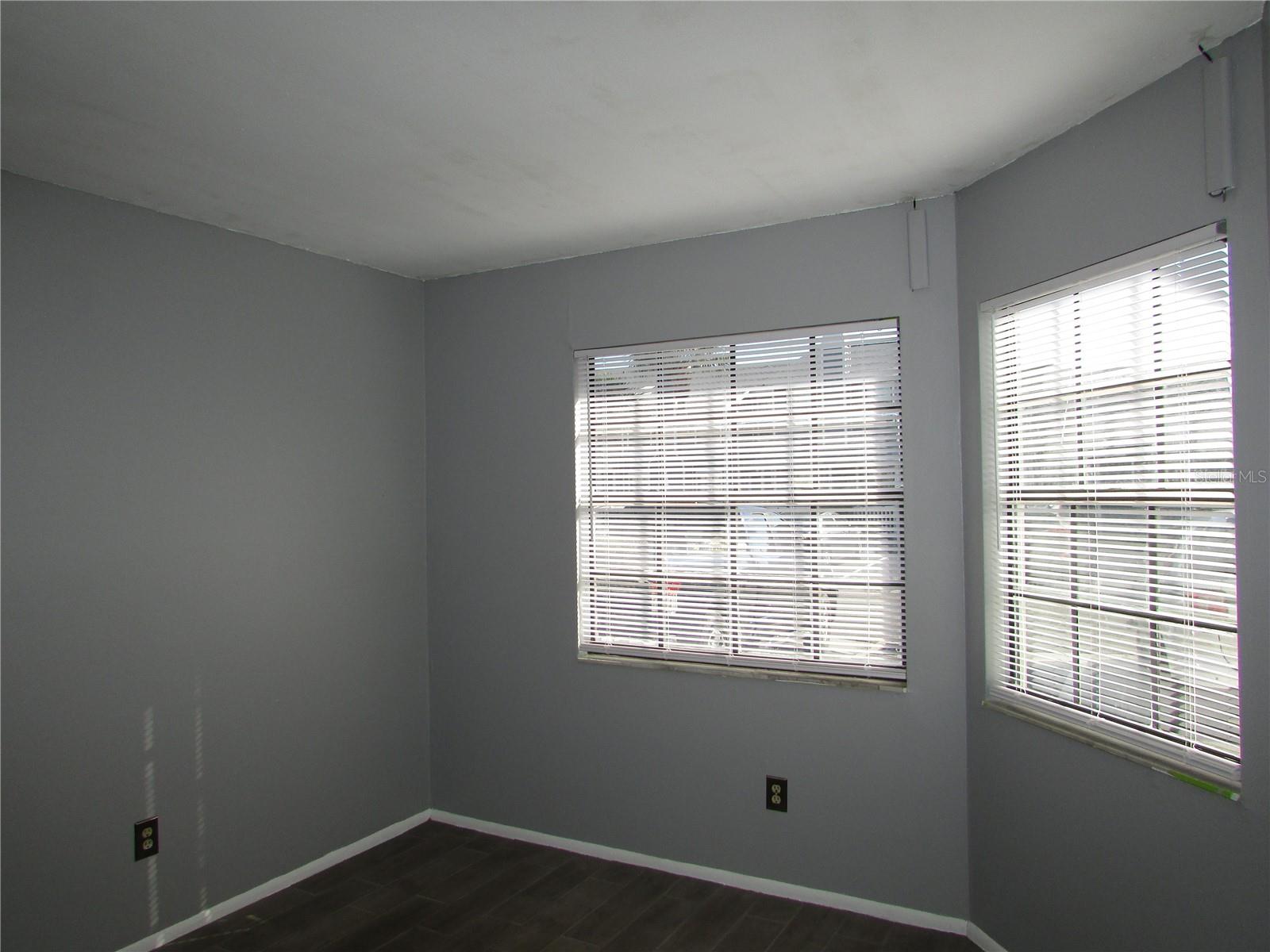 HAMPTON PARK TWNHMS UN 1 - Residential Lease