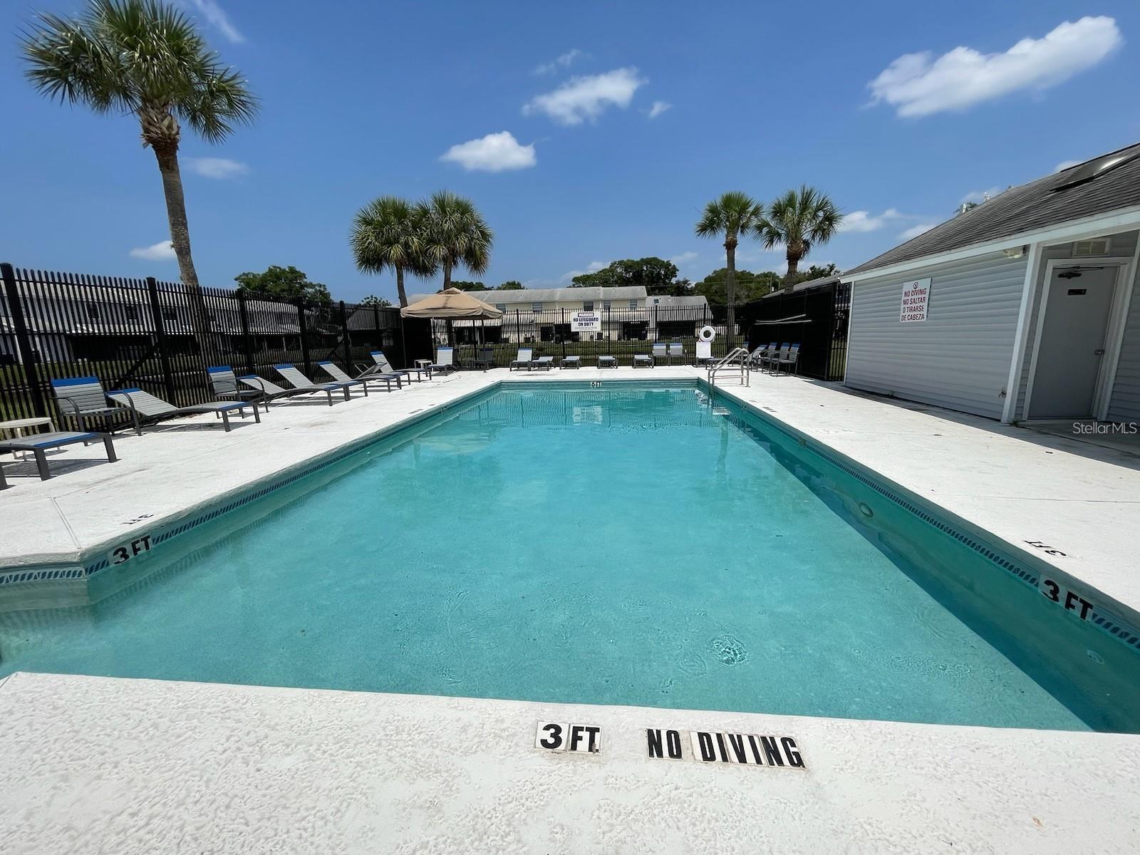 HAMPTON PARK TWNHMS UN 1 - Residential Lease
