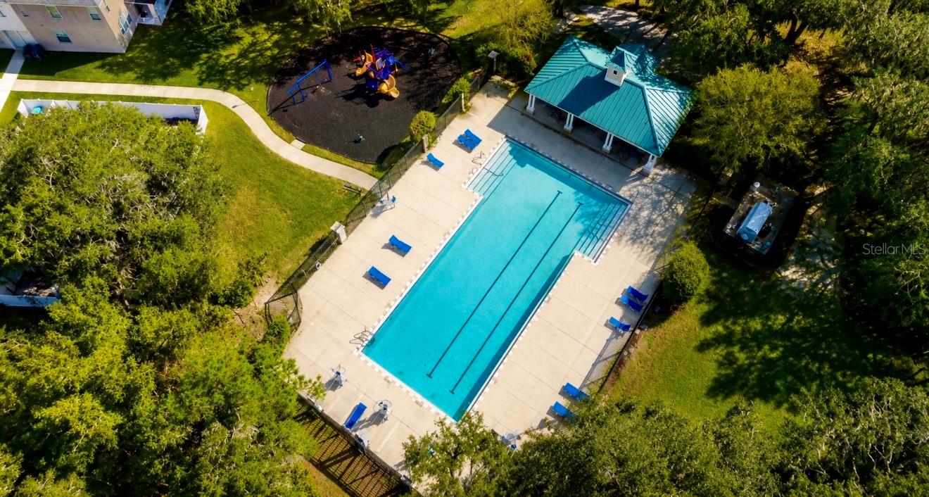 LAKES/WINDERMERE-PEACHTREE - Residential