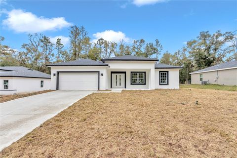 A home in DUNNELLON