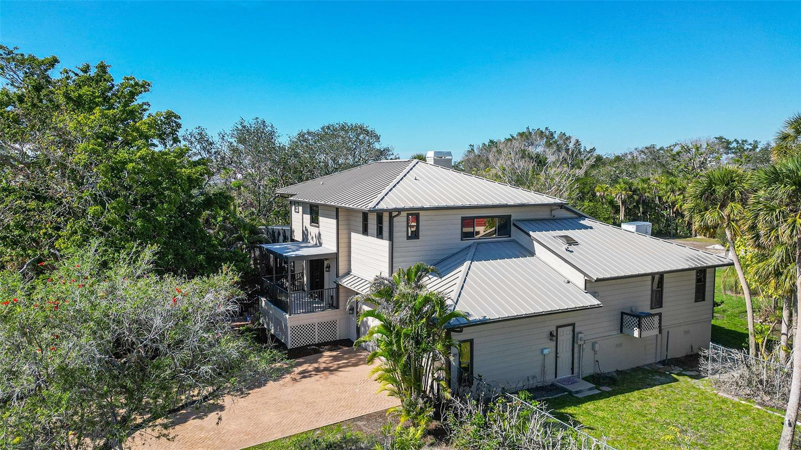 4003 BAYSIDE DRIVE