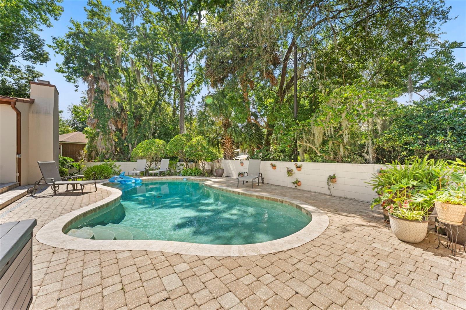 ORIENTAL GARDENS - Residential