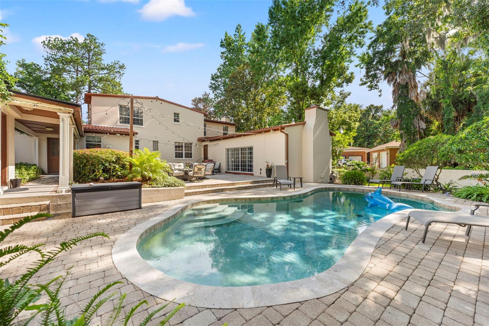 ORIENTAL GARDENS - Residential