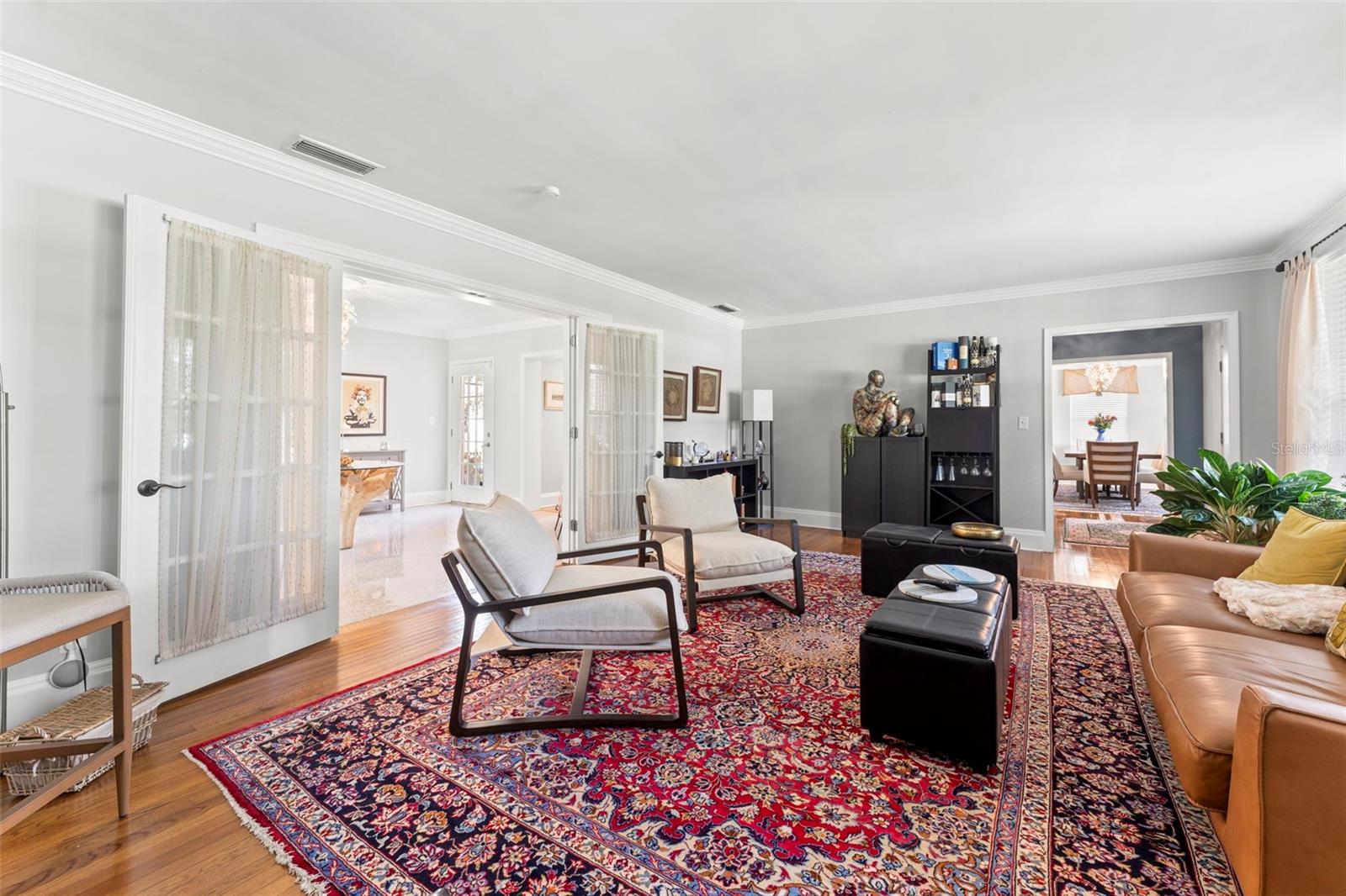 ORIENTAL GARDENS - Residential