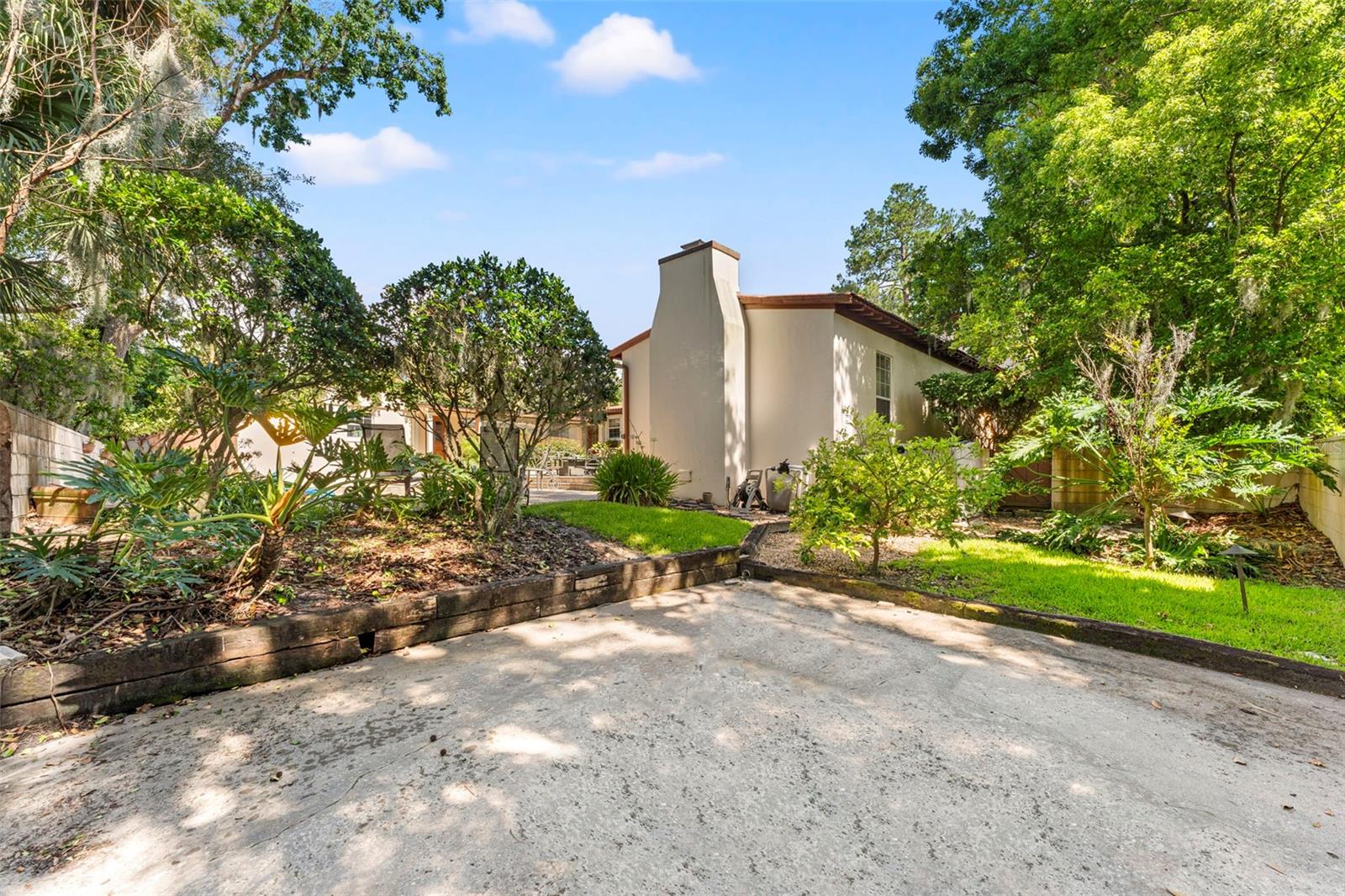 ORIENTAL GARDENS - Residential