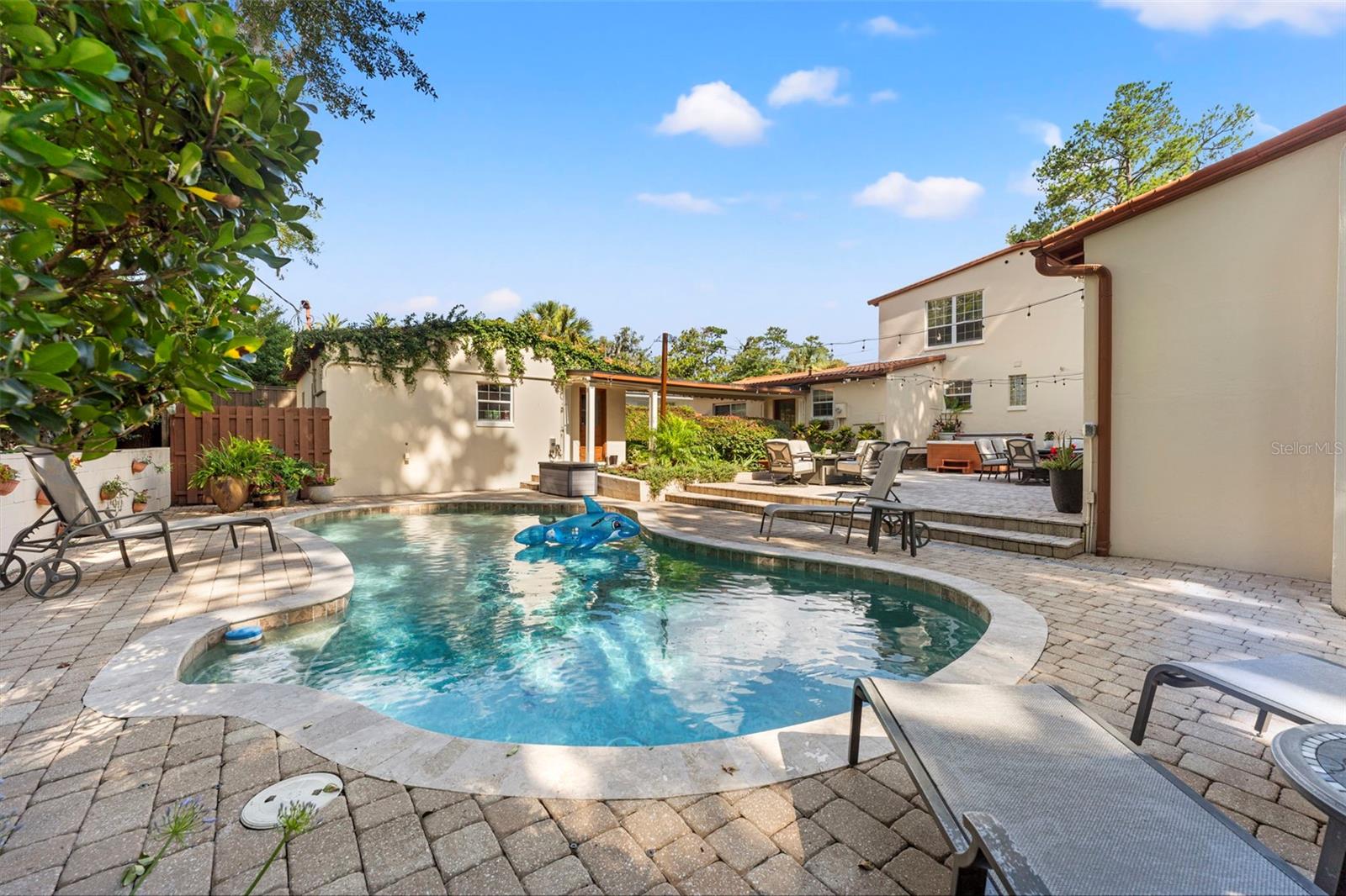 ORIENTAL GARDENS - Residential