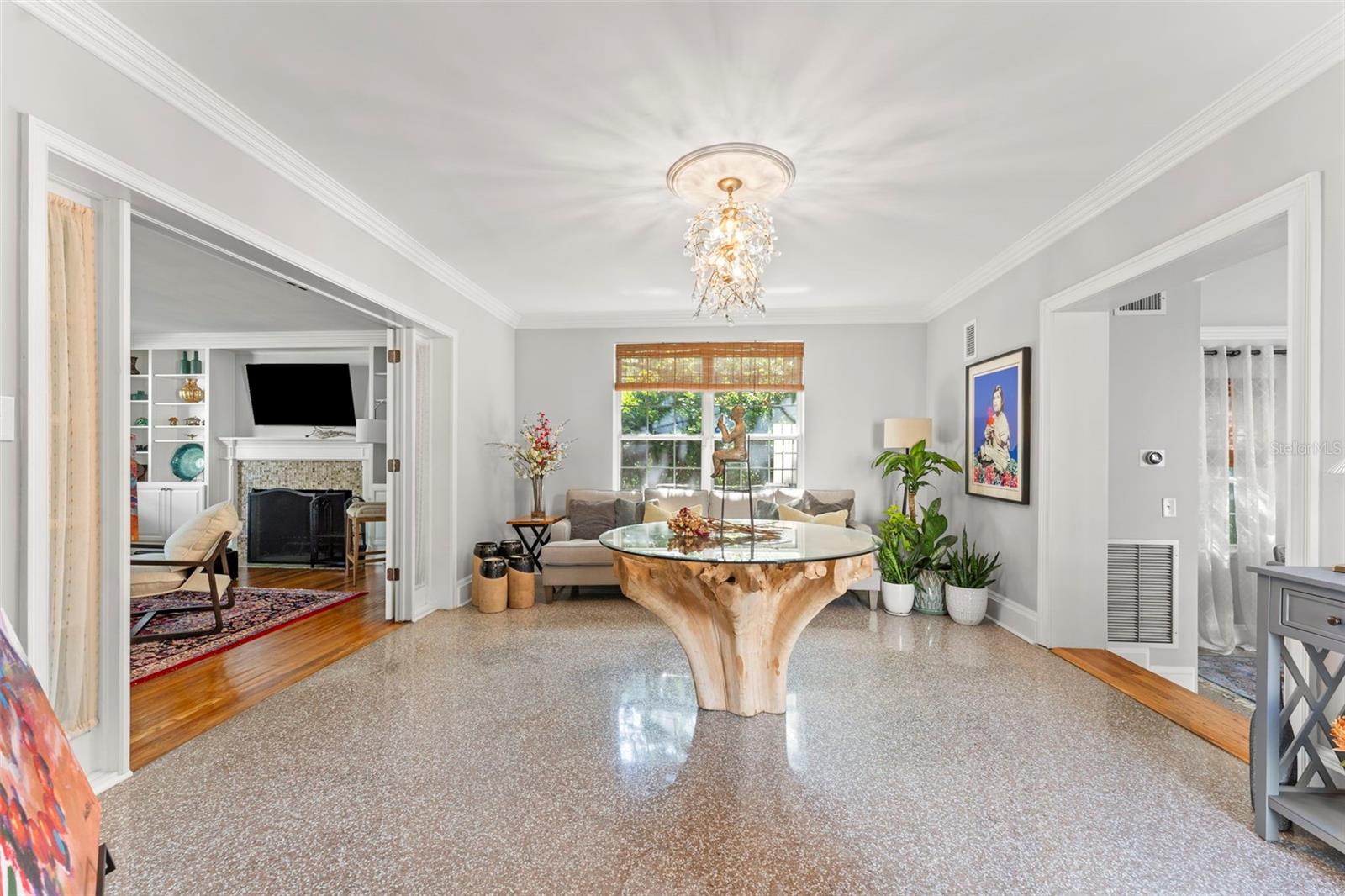 ORIENTAL GARDENS - Residential