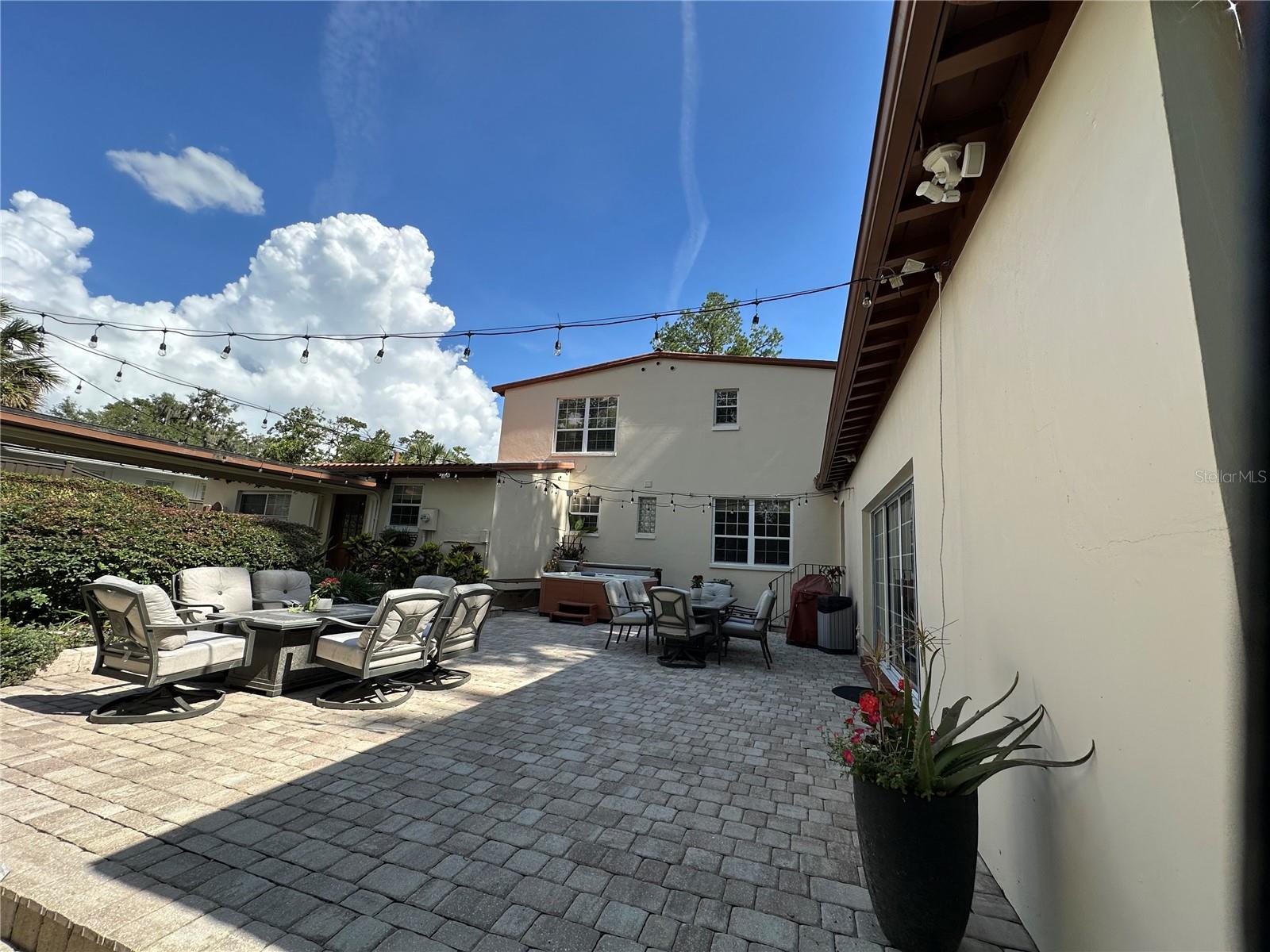 ORIENTAL GARDENS - Residential