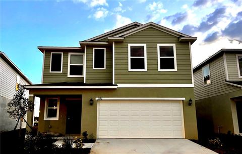 Photo of 11592 Brae Way, Dade City, FL 33525 (MLS # J994734)