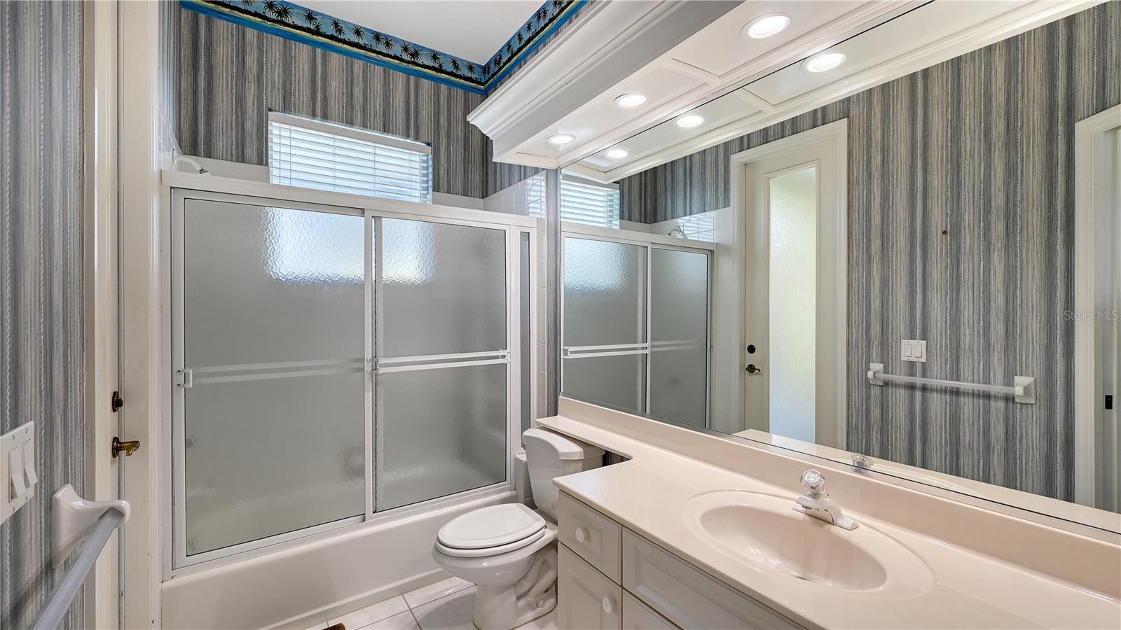 VENICE GOLF & COUNTRY CLUB - Residential