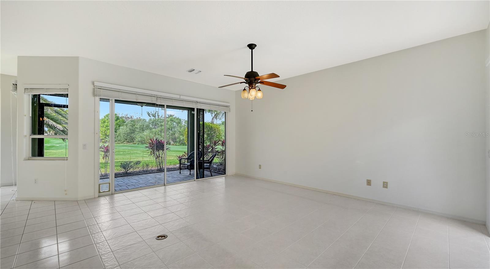 VENICE GOLF & COUNTRY CLUB - Residential