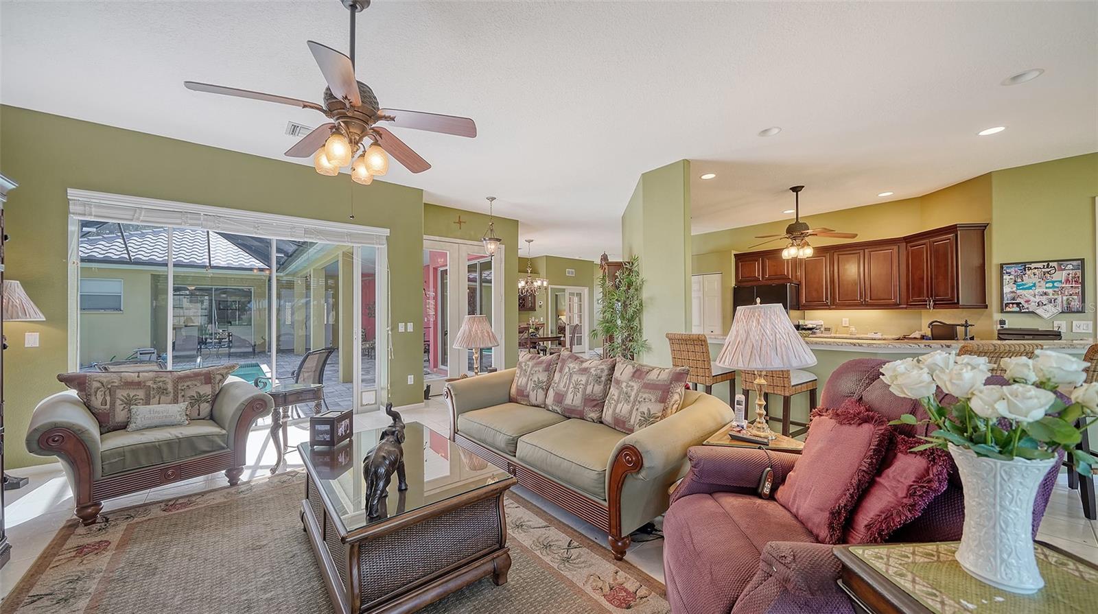 VENICE GOLF & COUNTRY CLUB - Residential
