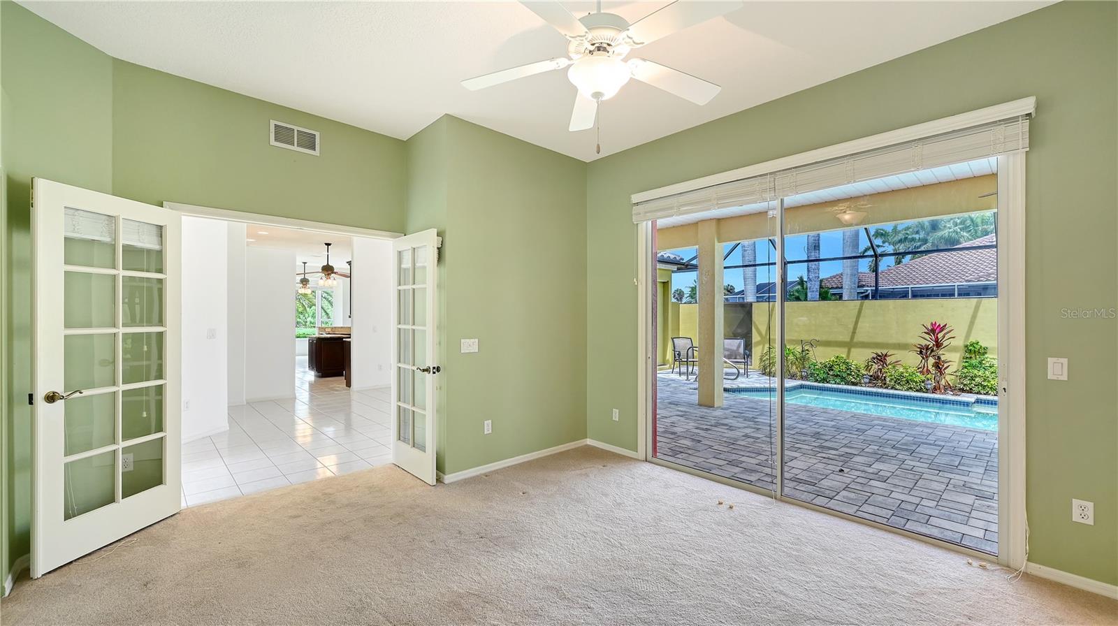 VENICE GOLF & COUNTRY CLUB - Residential