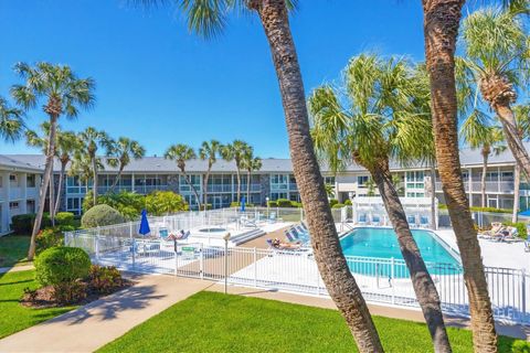 A home in SARASOTA