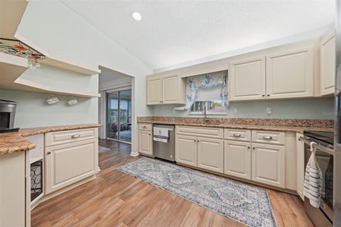 Tiny photo for 17926 SE 97th Court, Summerfield, FL 34491 (MLS # G5116906)