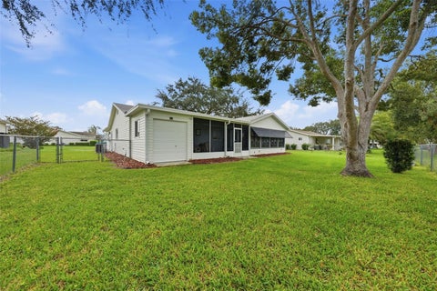 Tiny photo for 17926 SE 97th Court, Summerfield, FL 34491 (MLS # G5116906)