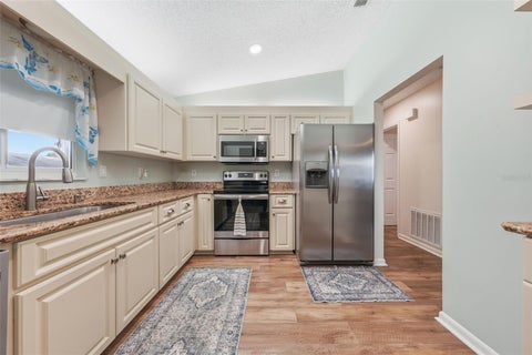 Tiny photo for 17926 SE 97th Court, Summerfield, FL 34491 (MLS # G5116906)