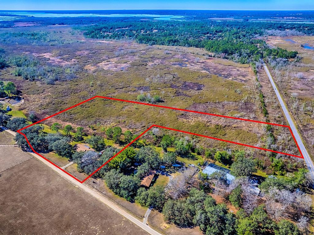 Photo of 41041 Whilden Lane, Leesburg, FL 34788 (MLS # G5106443)