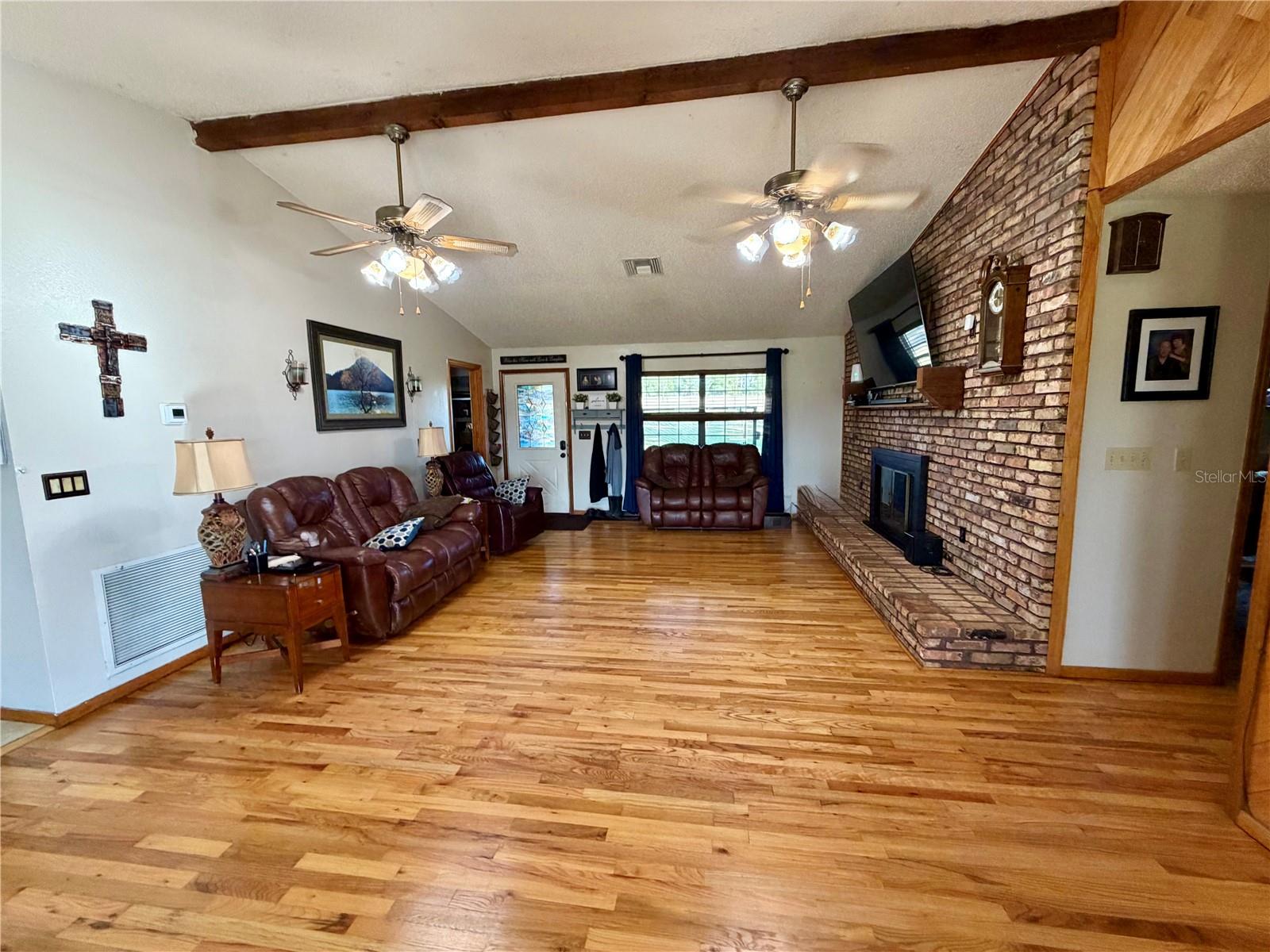 ACREAGE & UNREC - Residential