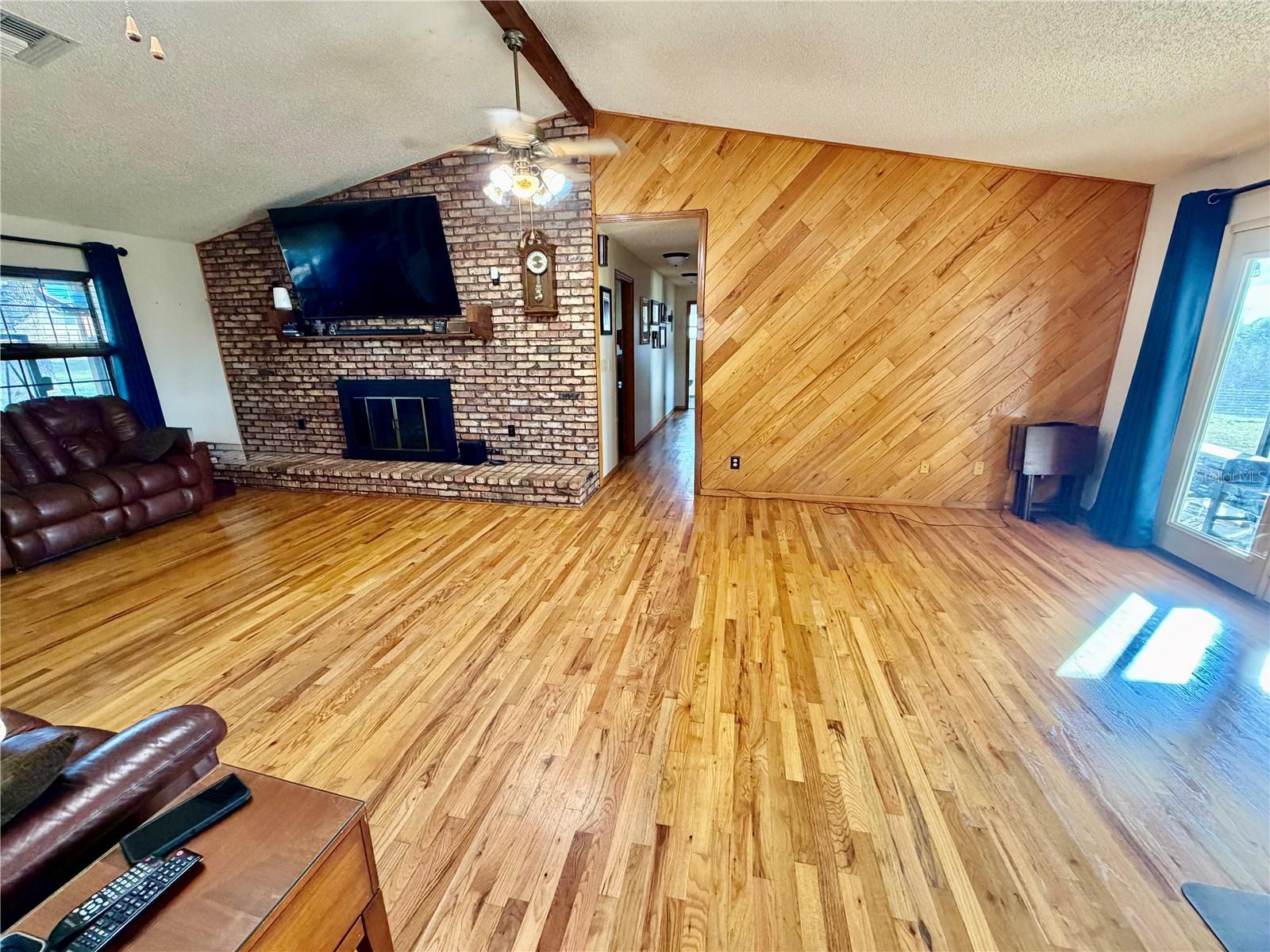 ACREAGE & UNREC - Residential