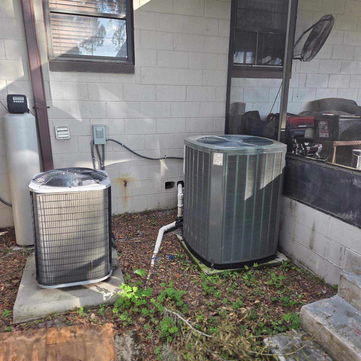 ACREAGE & UNREC - Residential