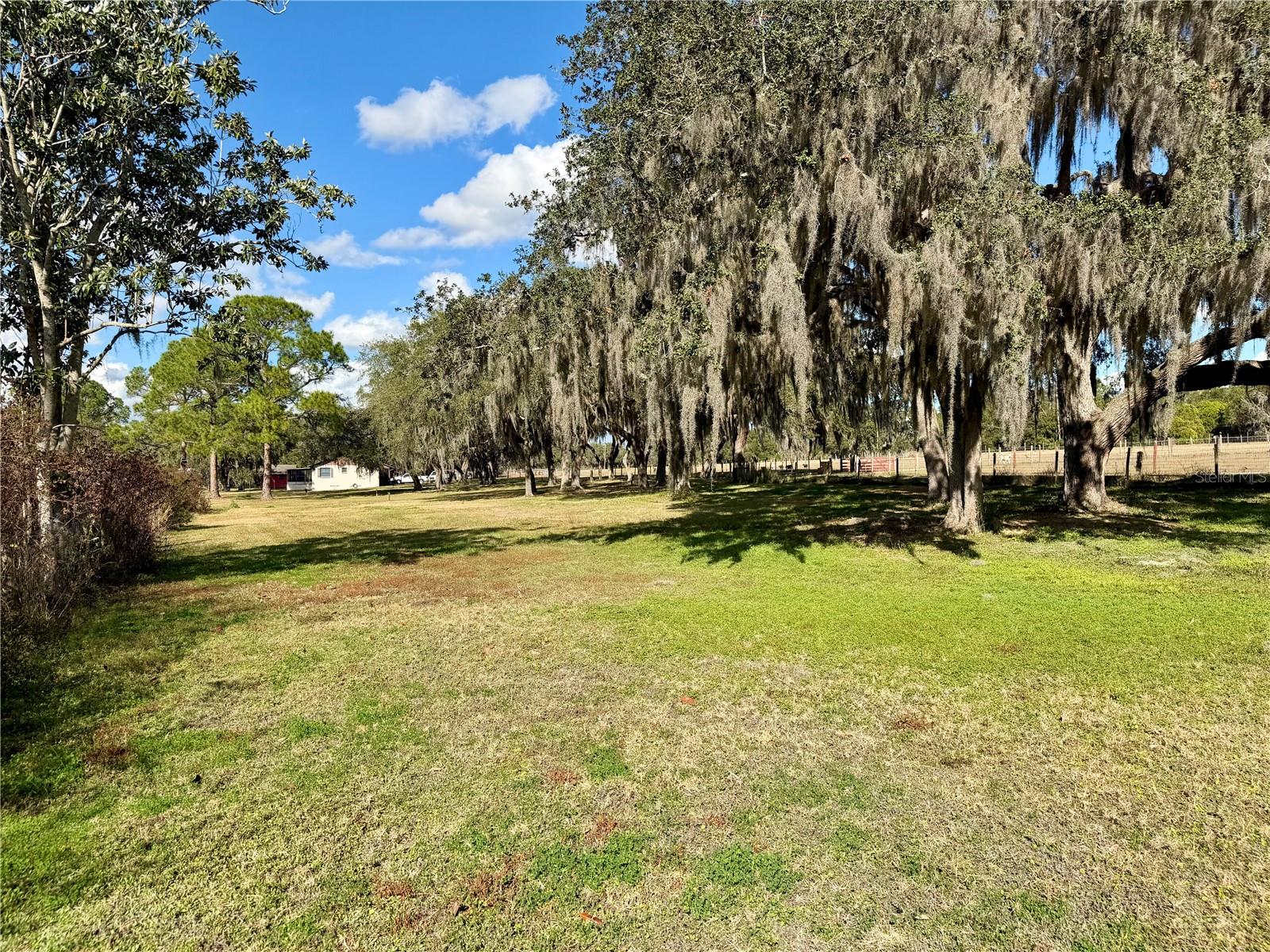 ACREAGE & UNREC - Residential