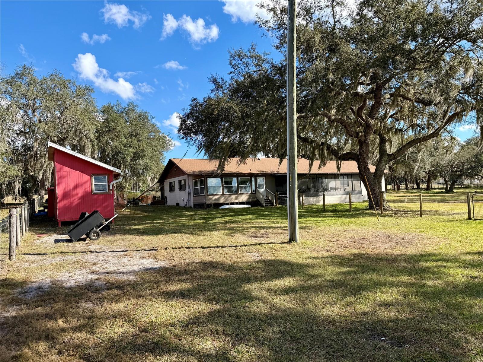 ACREAGE & UNREC - Residential