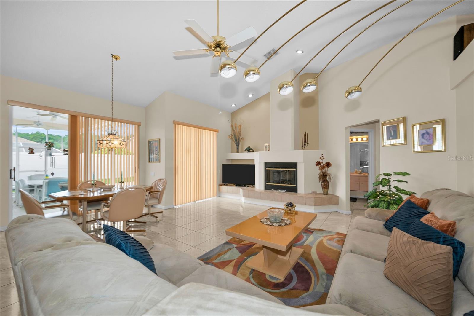 7405 EVESBOROUGH LANE