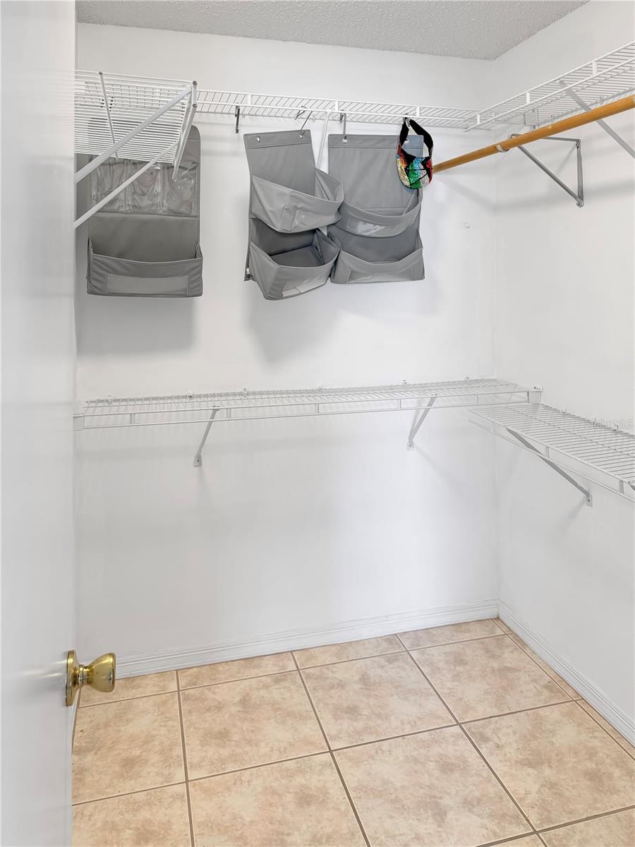 DE LA VISTA SOUTH - Residential