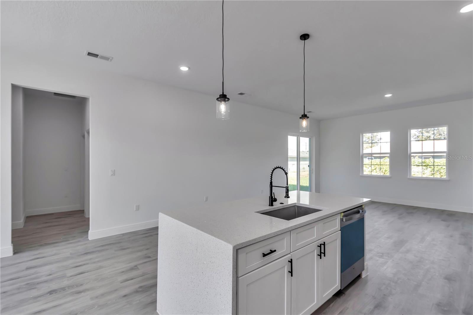 MARION OAKS UN SIX - Residential