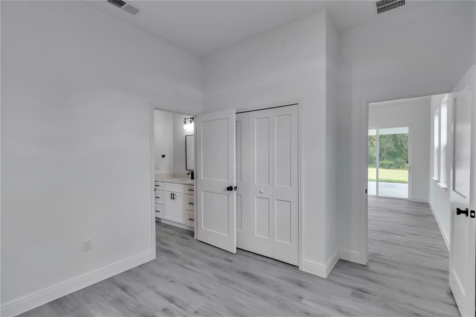 MARION OAKS UN SIX - Residential