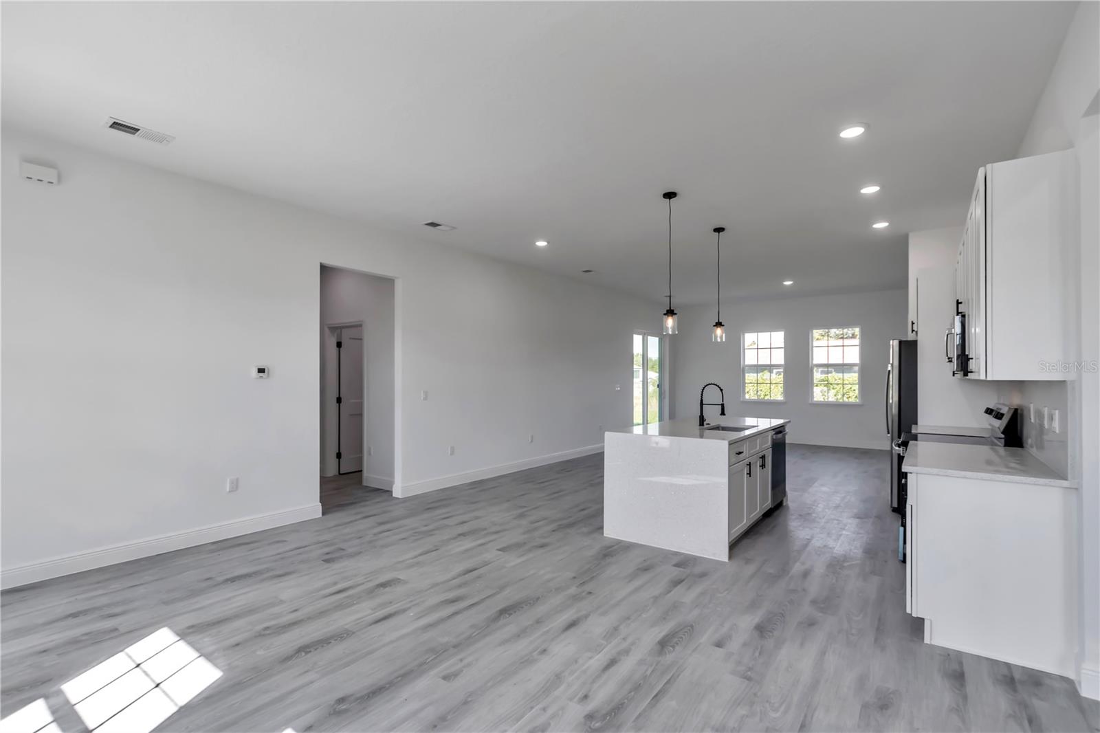 MARION OAKS UN SIX - Residential