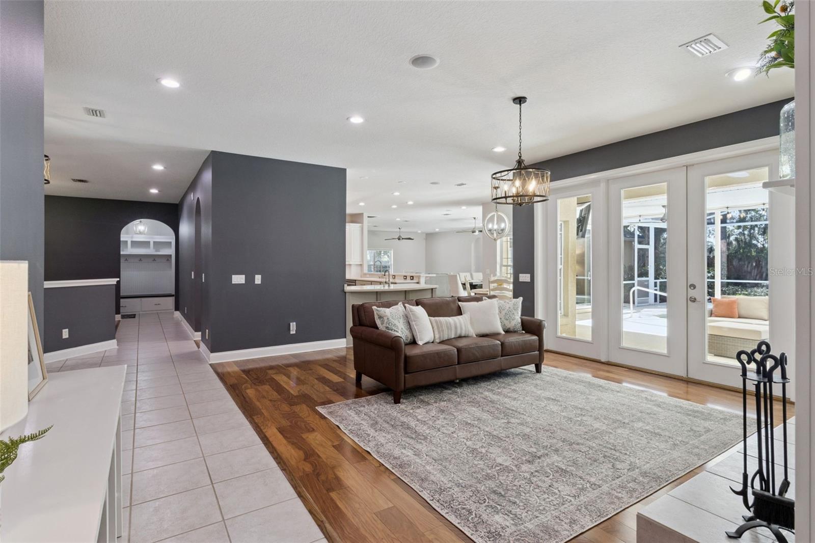 WYNDHAM AT LAKE WINTERSET - Residential