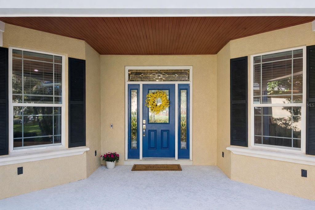 Photo of 100 Wyndham Drive, Winter Haven, FL 33884 (MLS # L4960173)