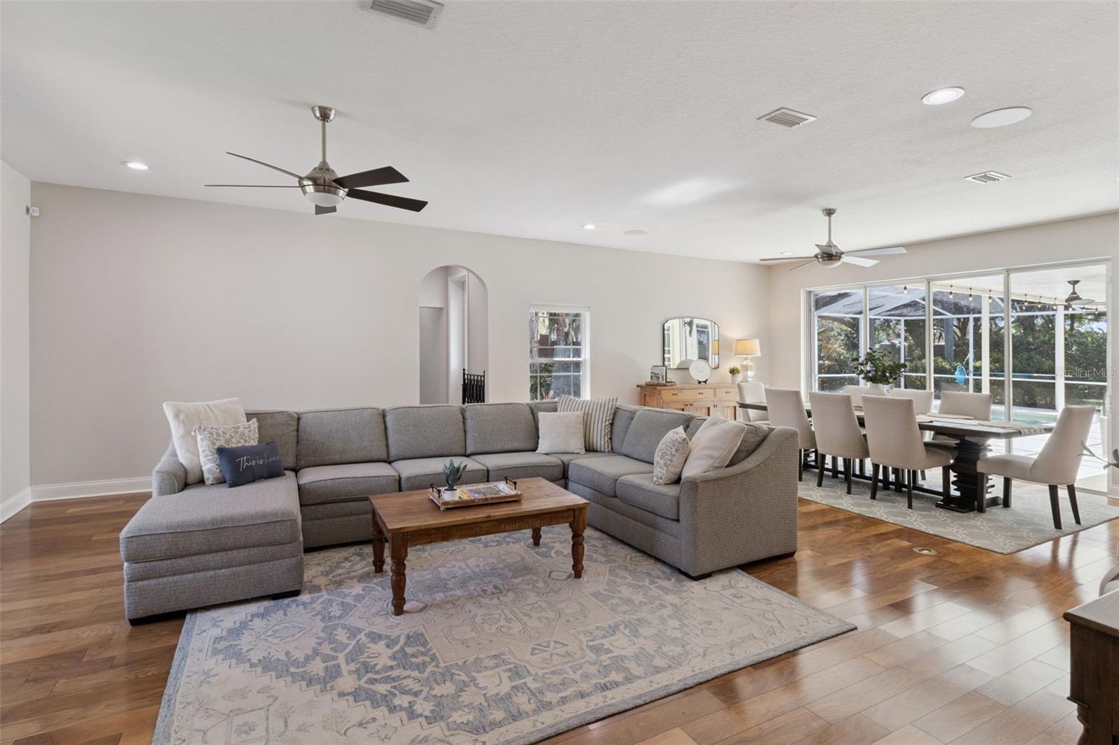 WYNDHAM AT LAKE WINTERSET - Residential