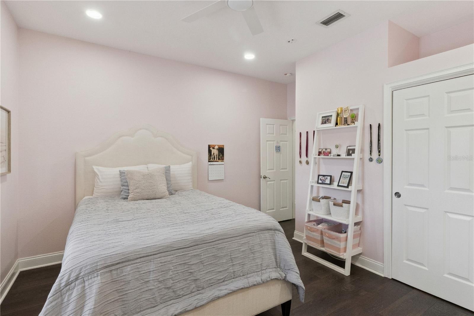 WYNDHAM AT LAKE WINTERSET - Residential