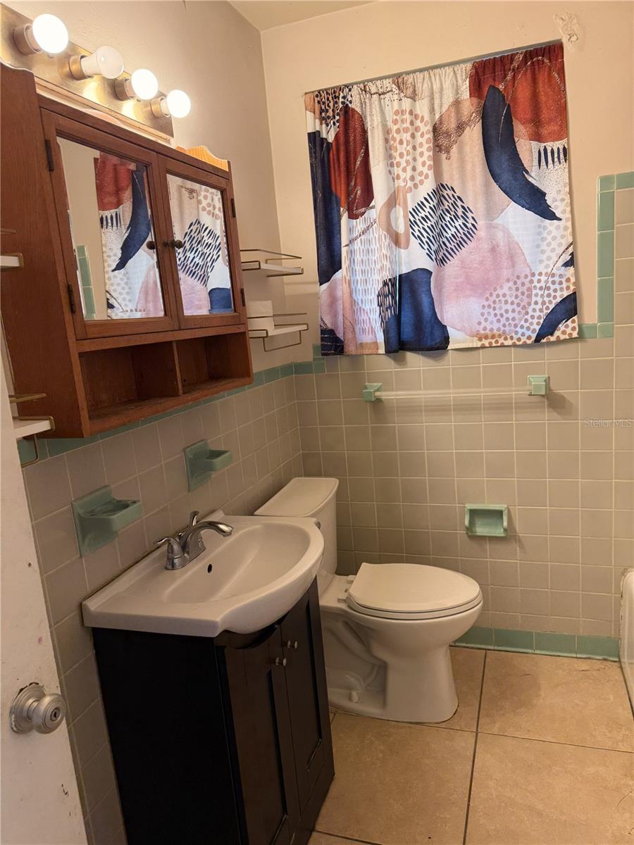 EDGEWATER - Residential