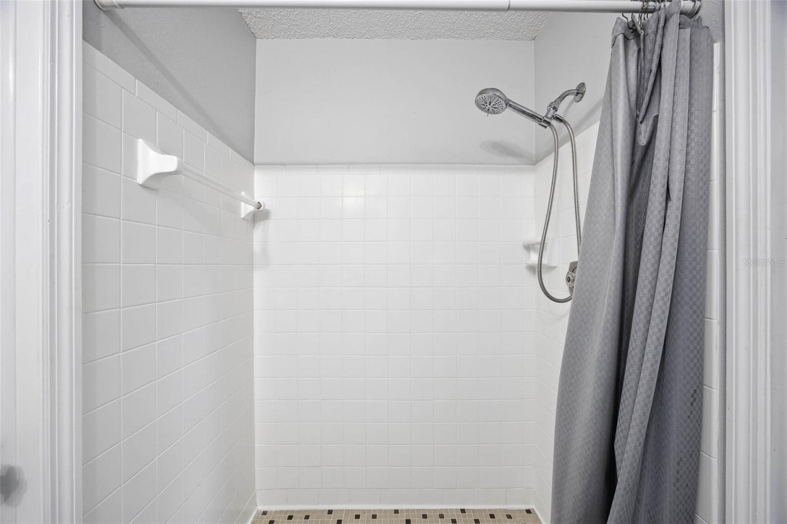 SPRING HILL UN 7 - Residential