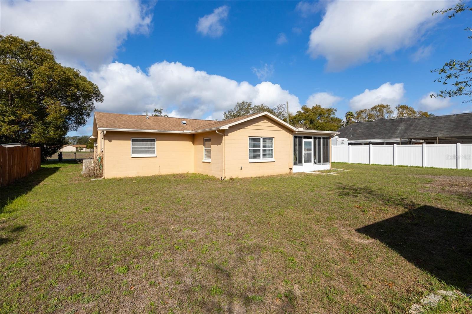 SPRING HILL UN 7 - Residential