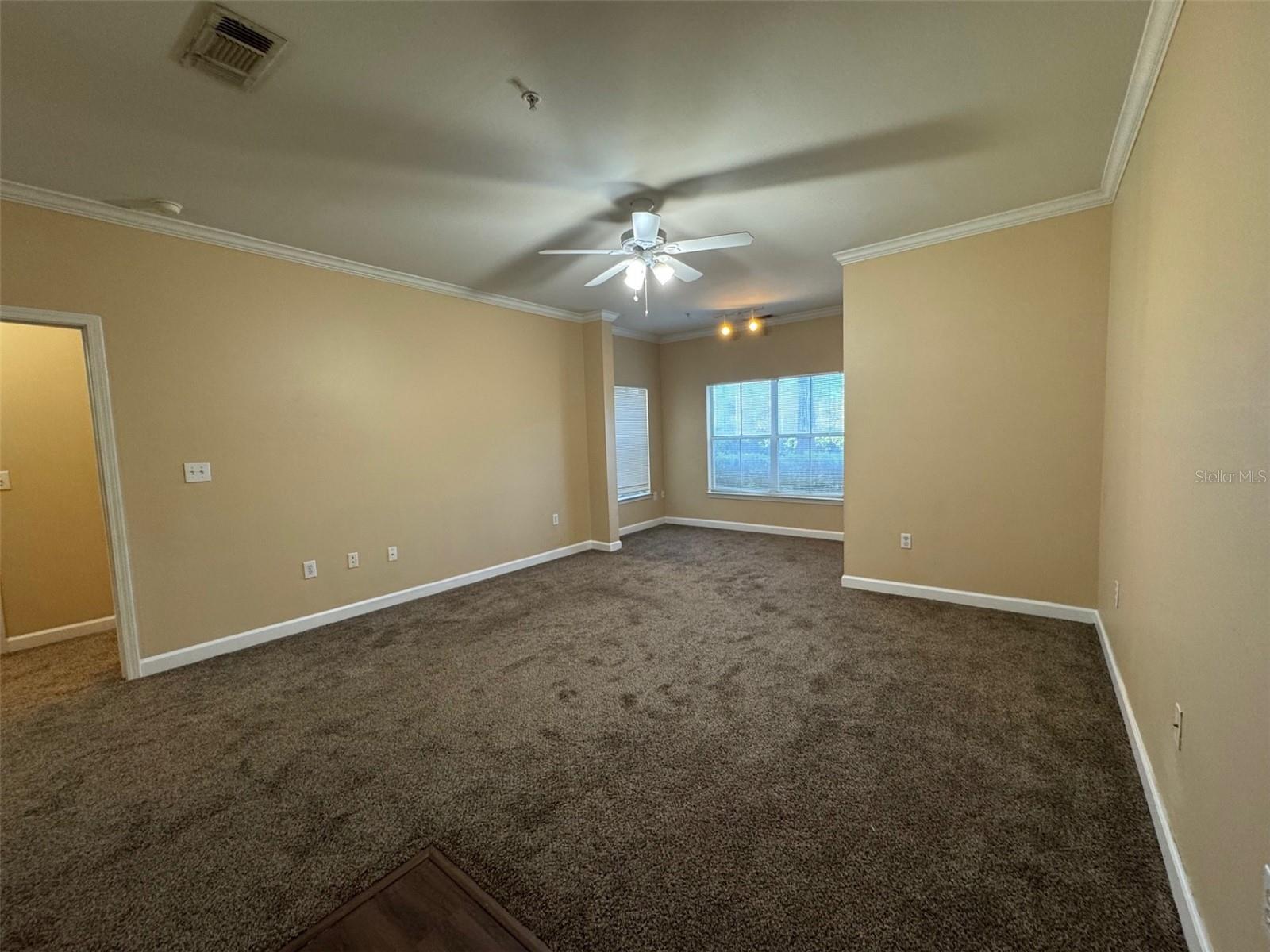 EQUESTRIAN PARC AT HIGHWOODS P - Residential Lease