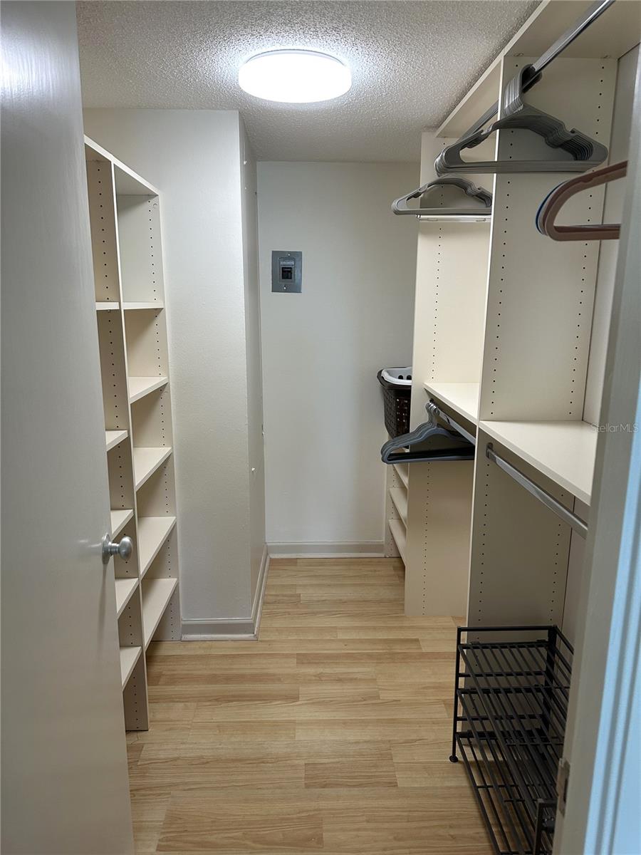 BAY TREE CLUB - Residential Lease